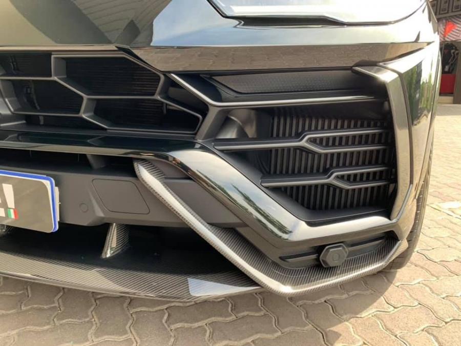Детали экстерьера Lamborghini Urus by RACE! 2019 года  (фото 14 из 21)